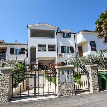Apartman Mila Apartment Porec Ngoại thất bức ảnh